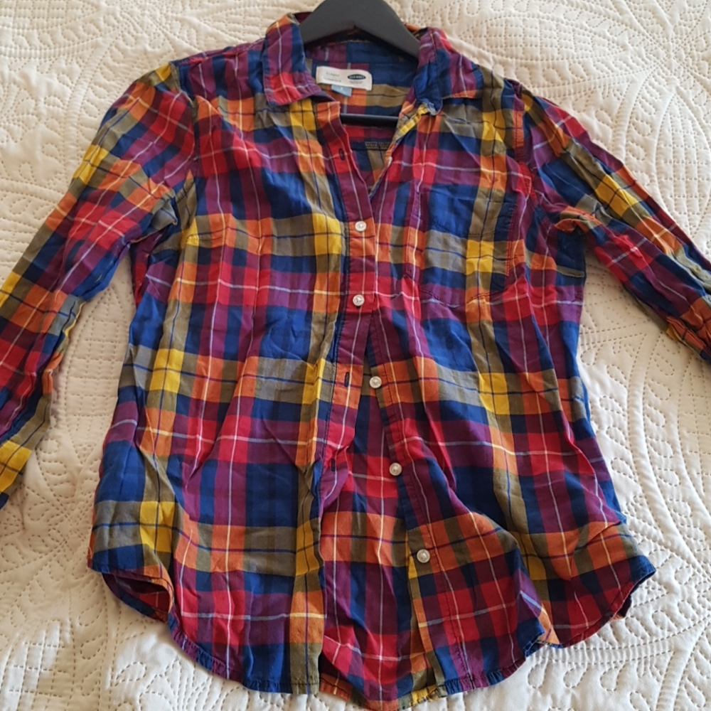 🌺2/$20🌺 Old navy button up plaid shirt
